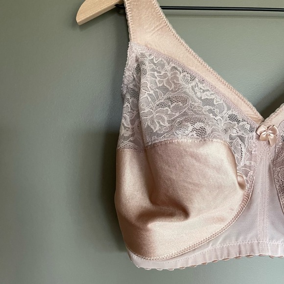 Glamorise Magic Lift Full Figure Wireless Support Bra Blush Sz 36J Nude Tan Lace - Picture 7 of 16